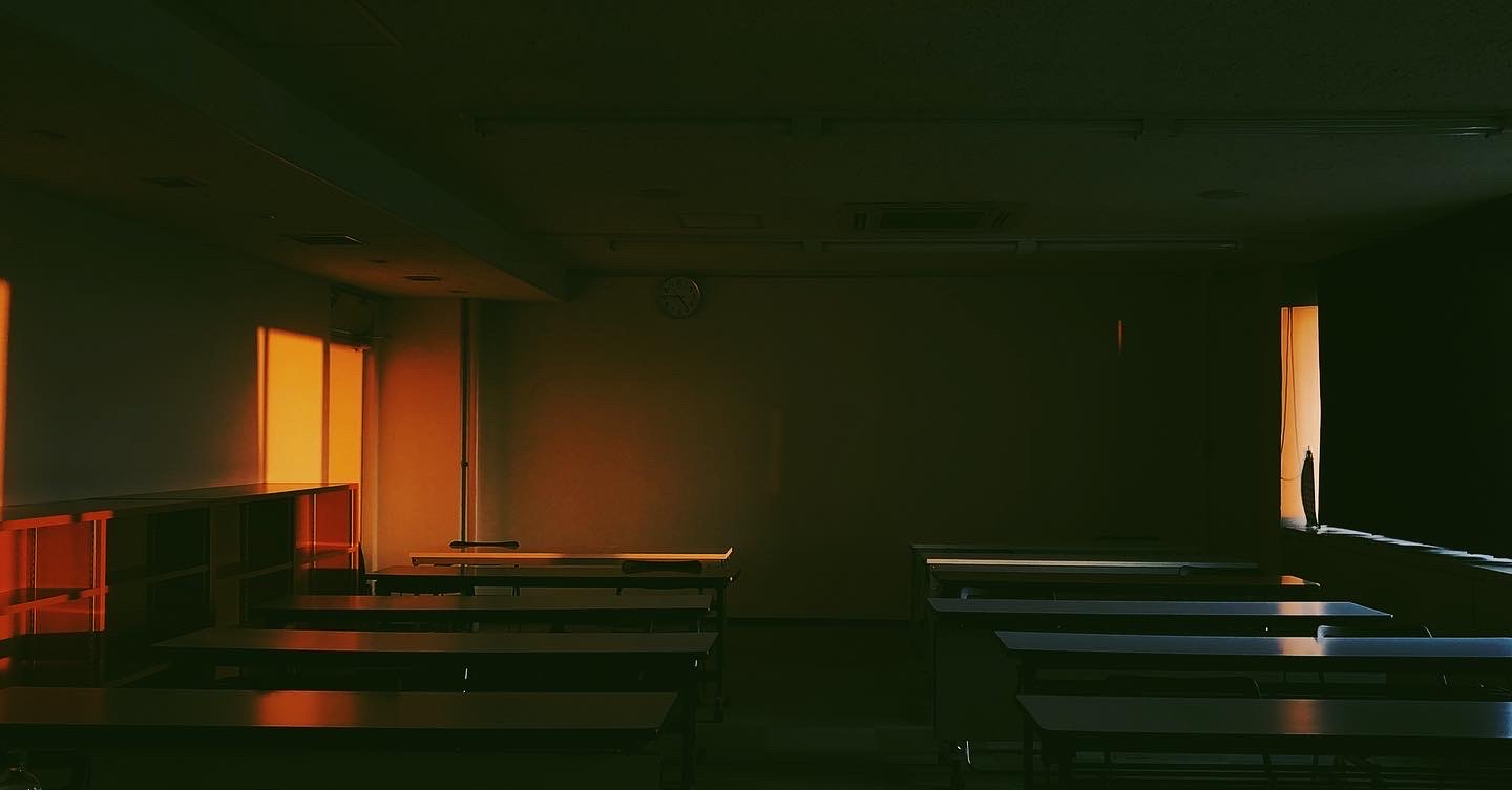 翳